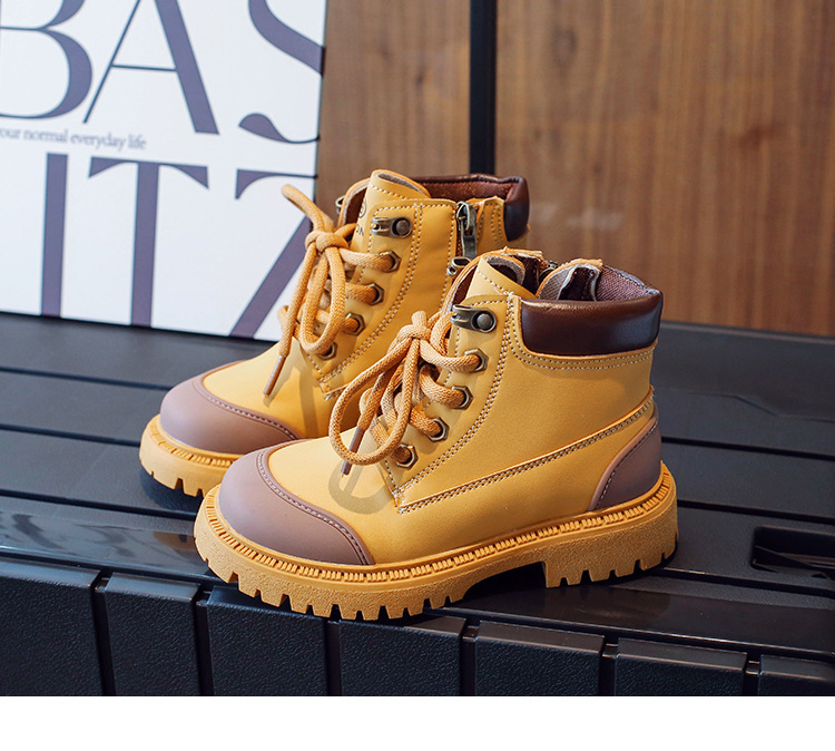 Barnens små gula stövlar 2023 höstnya pojkar engelska martinstövlar flickor korta stövlar enkla stövlar mellanstora_voghion.com