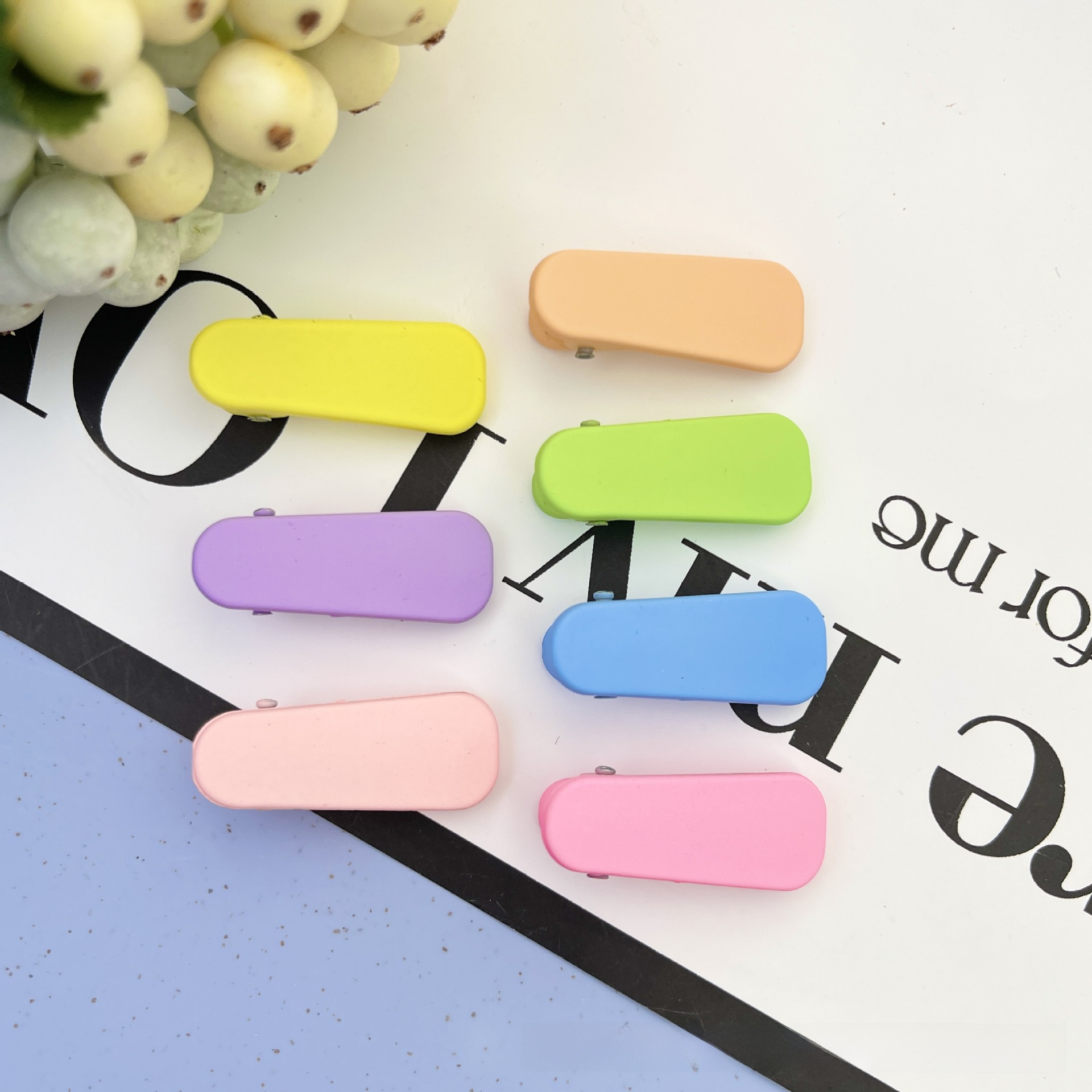 Vernice Macaron Gloss 2024 8 caratteri Fermaglio a becco d'anatra Colore frutta Fermaglio per capelli senza cuciture Accessori per capelli carini Fermaglio laterale Frangia Accessori_voghion.com