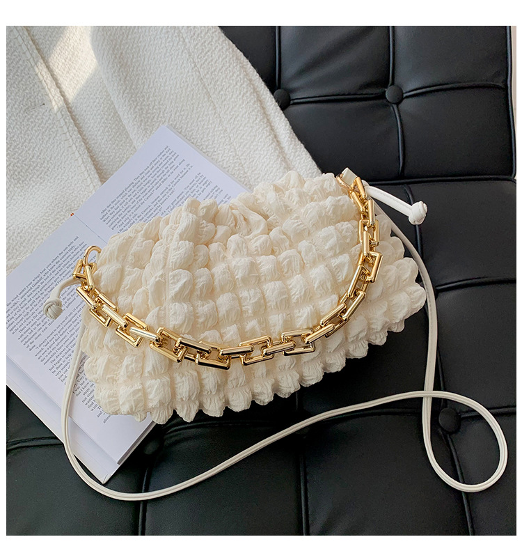 2021 Nueva Moda Rhombus Fold Cloud Bag Popular Cadena Bandolera Bandolera display picture 63