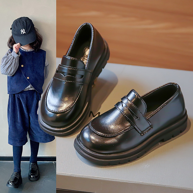 Zapatos de cuero de las niñas mocasines negros para niños 2023 nueva primavera y otoño estilo británico zapatos de rendimiento de las niñas zapatos de moda image 4