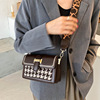 Fashionable trend shoulder bag, retro straps, one-shoulder bag, western style, internet celebrity