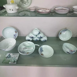 陶瓷杯;家用烟灰缸;盘