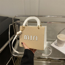 �����r�����eС����2025�¿�߼������e��ĸ�μ�������ٴ�б���