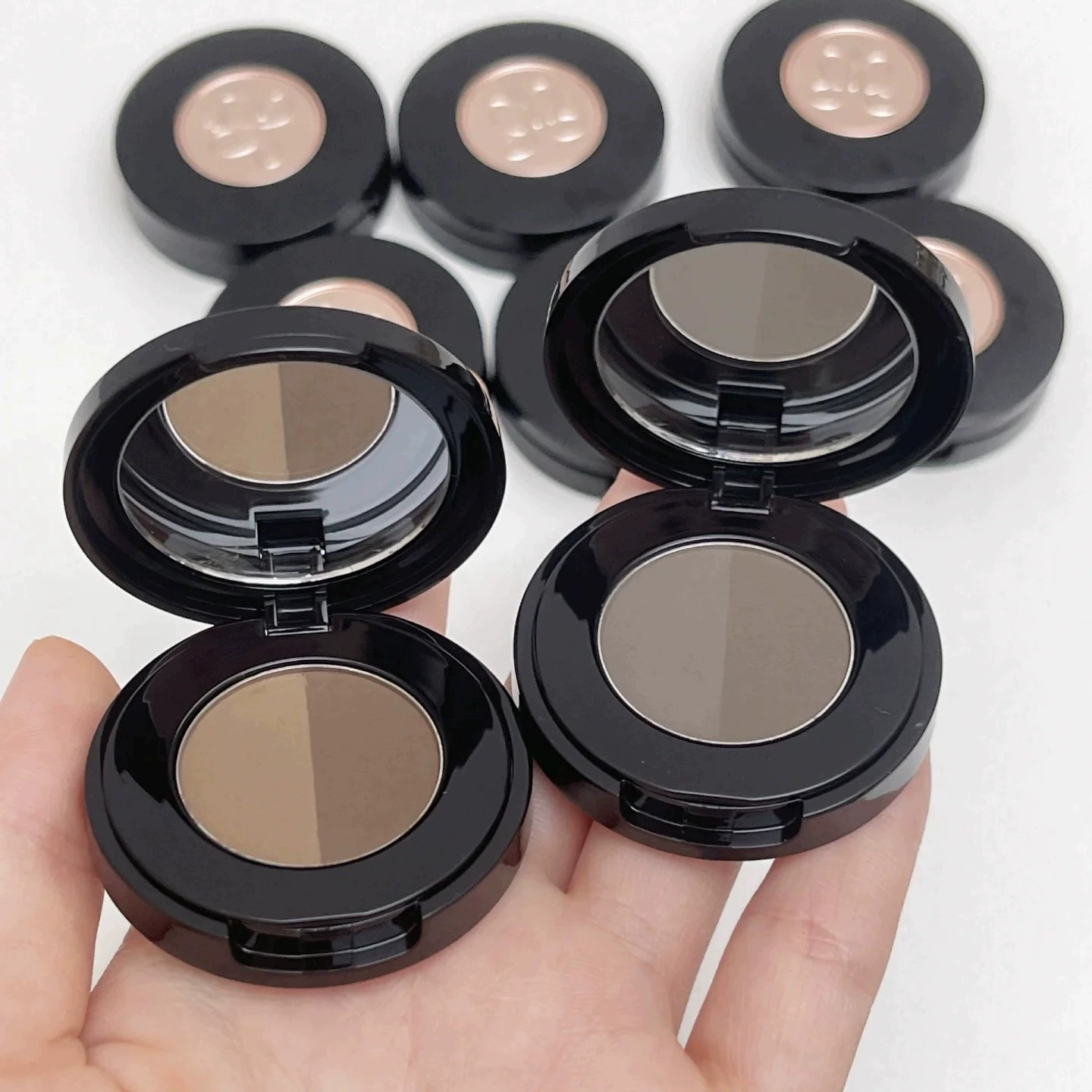 [В наличии Anastasia / ABH двухцветная тени для бровей Какао коричневый Medium Dark Ash зарубежная версия]