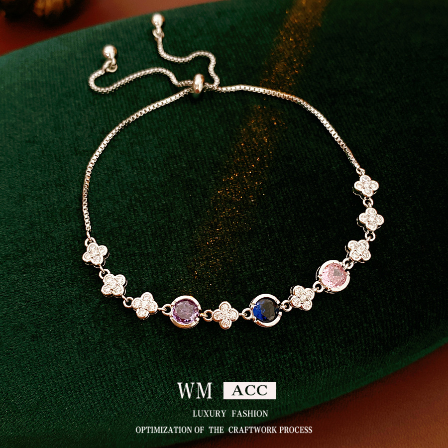 Flores de zircón redondas de amor colgante pulsera ligera de lujo de alta calidad sensación de diseño de pulsera delicada nicho joyería de mano versátil
