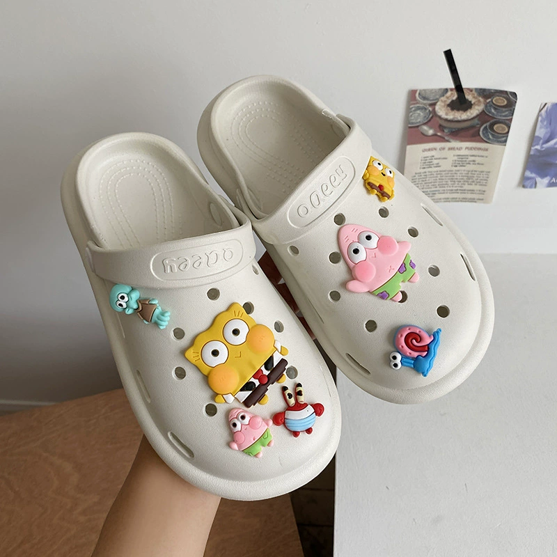 Летняя верхняя одежда для женщин Dly Croc Shoes, новые с толстой подошвой пляжные нескользящие милые баотоу тапочки