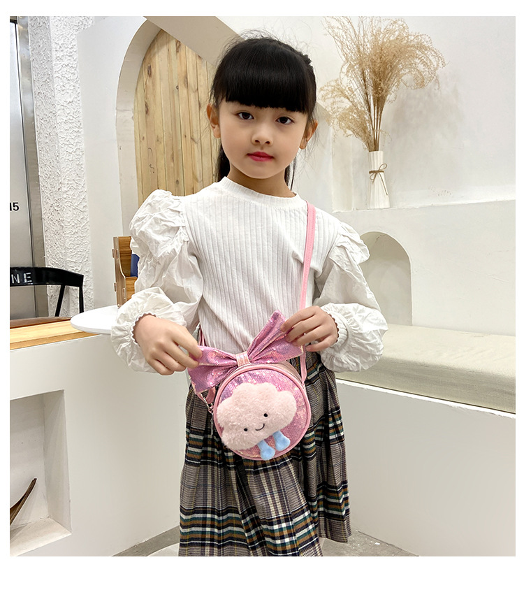 Kid'S Small Pu Leather Clouds Bow Knot Cute Sequins Round Zipper Crossbody Bag display picture 1