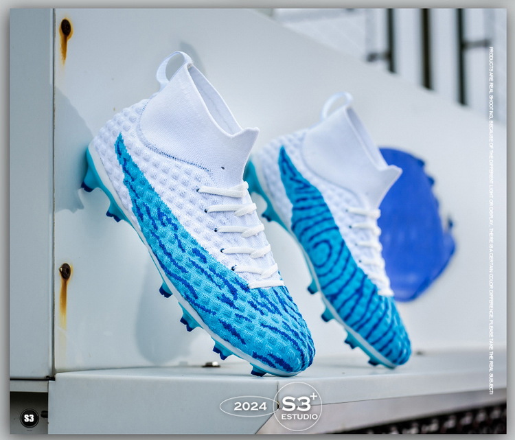 large-size High-top Football With Spikes For Adults, Men, Women, Students, And Older Children, Artificial_vogvips.com