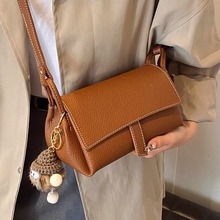 小众简约气质枕头包女2025小包包复古百搭单肩斜挎包精致时尚女包