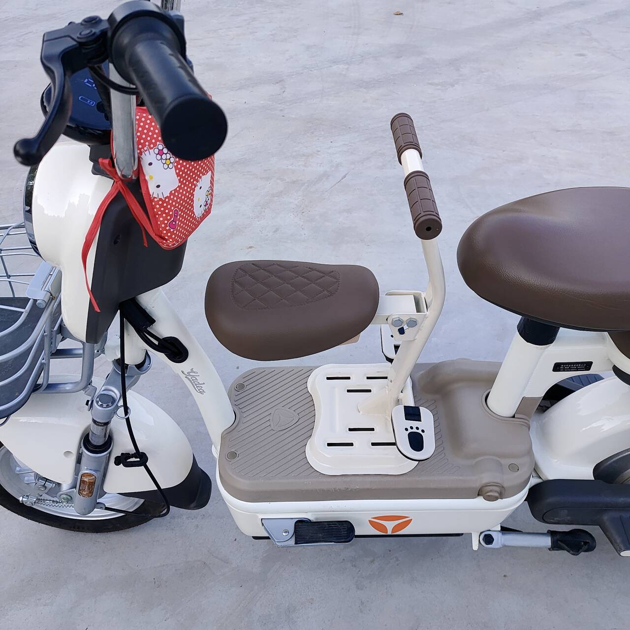 Electric Car Child Seat Front Baby Battery Car Small Electric Car Safety Seat Foldable Stool Thickened Wholesale
