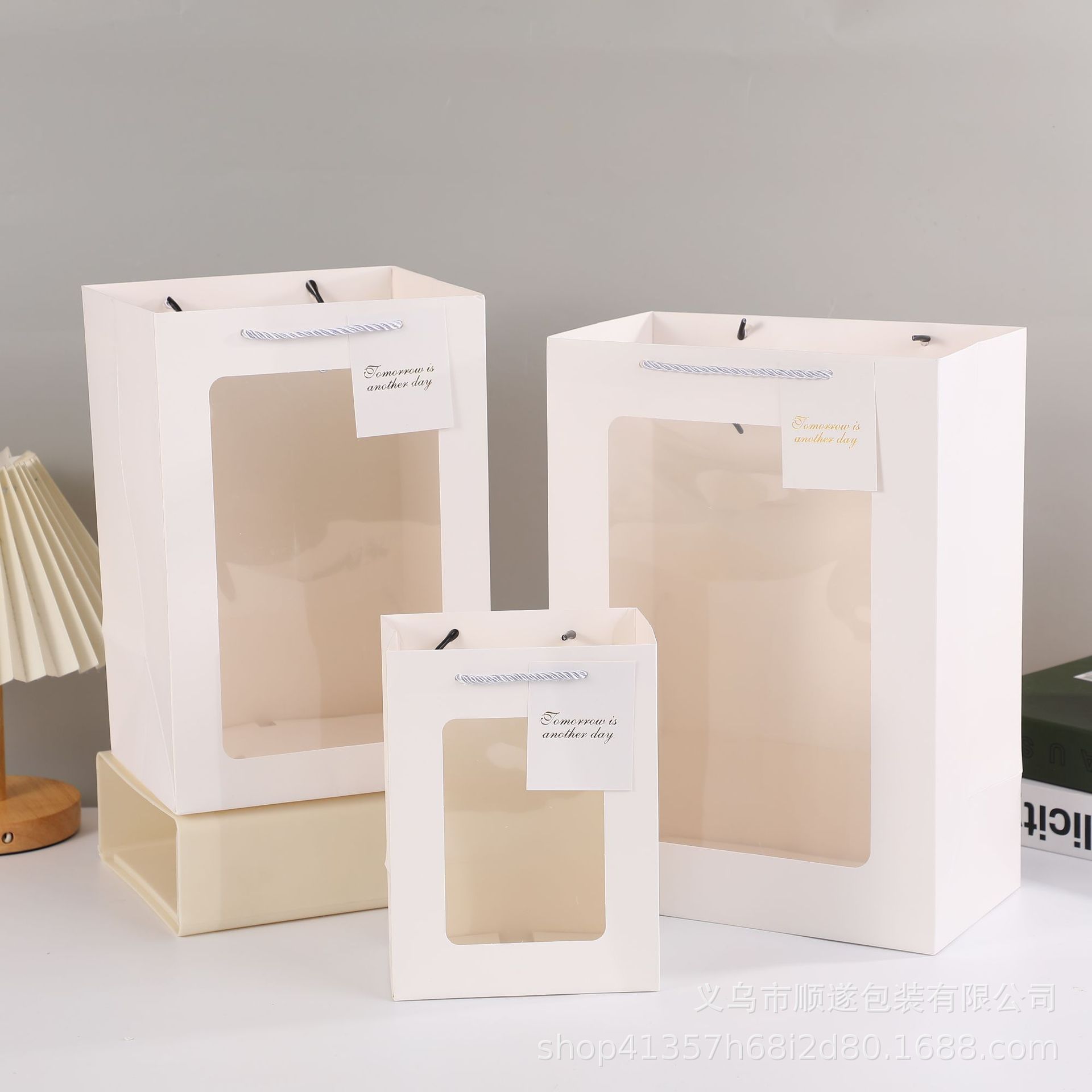 Gift Bag Thickened Gift Bag Transparent Window Tote Bag Valentine's Day Gift Window Paper Bag Gift Packaging Bag Ready for Sale