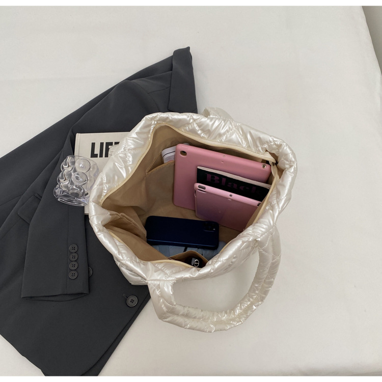 Nuova borsa da donna di grande capacità, alla moda e semplice, monospalla, borsa da ascella, borsa da viaggio versatile a forma di diamante, borsa tote a mano_voghion.com