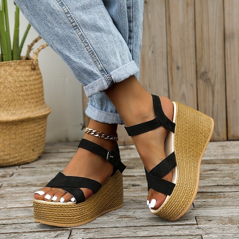 Women's Sandals for Export, Large Size, 2026 Summer New Style, Platform Wedge Heel, Thick-Soled Sandals, Waterproof Platform, Suede Women's Sandals