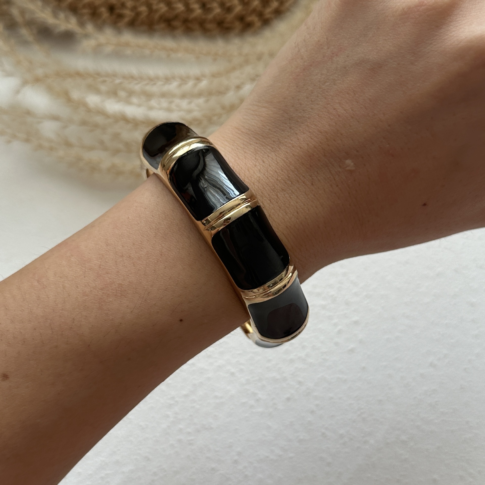 65g Weight Bangle Classification Alloy Chain Material 1 Piece Quantity Casual, Daily Occasion Alloy Material Solid Color Pattern Women's Gender Plating Design Elegant, Vintage Style Style Coffee, Gold Color Elegant Vintage Style Solid Color Alloy Wholesale Bangles 2