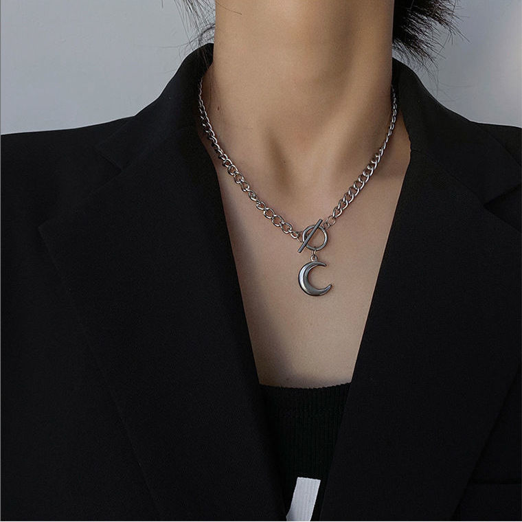 Retro necklace