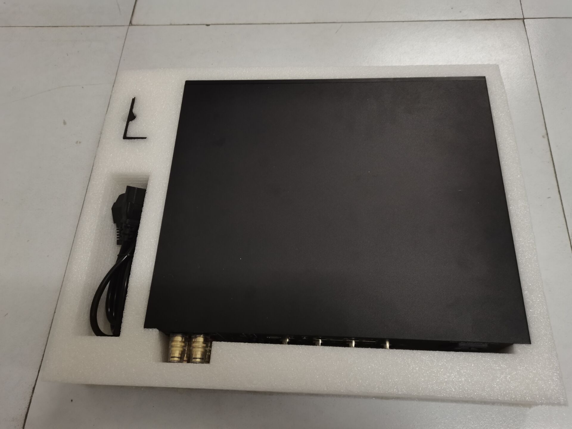 厂家供应白色黑色珍珠棉仪器包装缓冲泡沫/珍珠棉成型快递包装