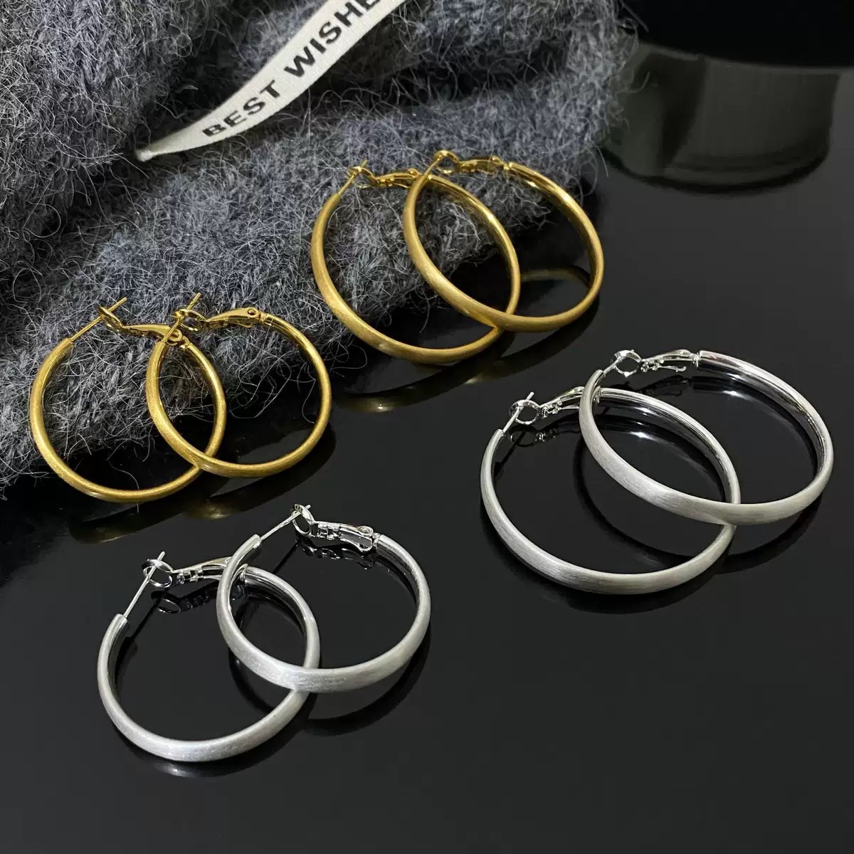 Copper Gold-Plated European and American Style Matte Brushed Hoop Earrings for Women, New High-End Fashion and Elegant Earrings