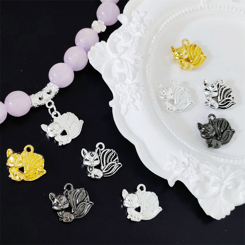 Alloy fox pendant diy handmade accessories pendant Xizang silver nine tail fox bracelet with beads string beads jewelry material Alloy fox pendant diy handmade accessories pendant Xizang silver nine tail fox bracelet with beads string beads jewelry material