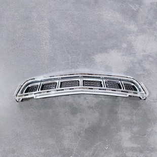 20901627 Is Suitable for Cadillac Xts13-15 Front Bumper Lower Grille Lower Grille Front Bumper Lower Grille