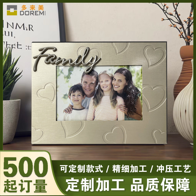 Customized 6inch Letter Metal Photo Frame Display Stand, High-End Luxury for Father, Mother, Grandparents, and Living Room Customized 6inch Letter Metal Photo Frame Display Stand, High-End Luxury for Father, Mother, Grandparents, and Living Room