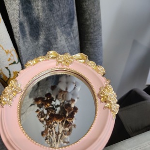 Baroque Retro Makeup Mirror Princess Mirror Beauty Salon Makeup Mirror Portable Handle Makeup Mirror Single-sided Student Mirror