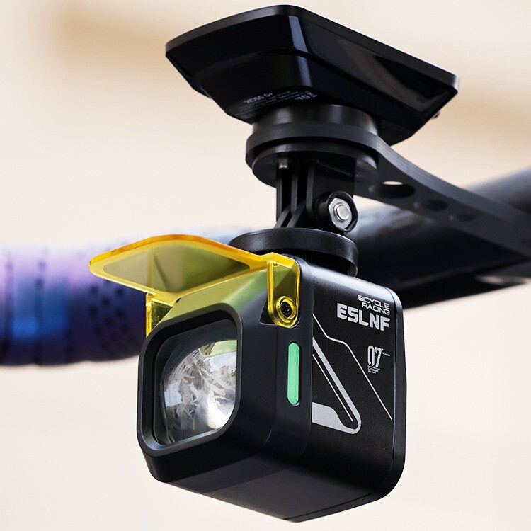 Bicycle Headlight High Lumen Night Riding Long Endurance USB Fast Charging Mountain Road Bike Hoisting Light Cycling Equipment