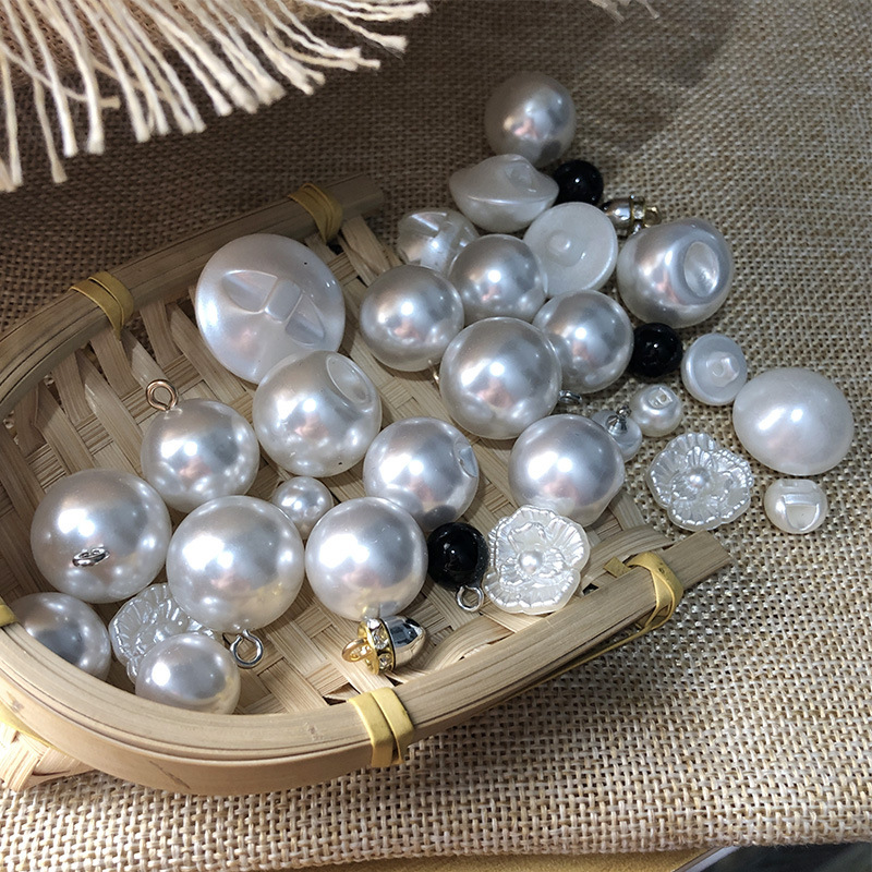 Pearl Shirt Buttons, High-gloss White Women's Clothes, Cardigans, Sweater Decoration, Round Small Buttons, Versatile Large Buttons