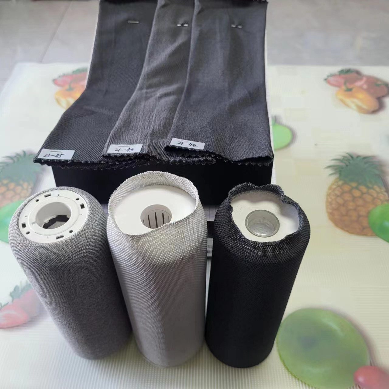 音响无缝圆筒布料 透音针织布料 防水透音音响面料 音箱网布网孔