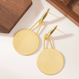 耳环;耳钉;戒指