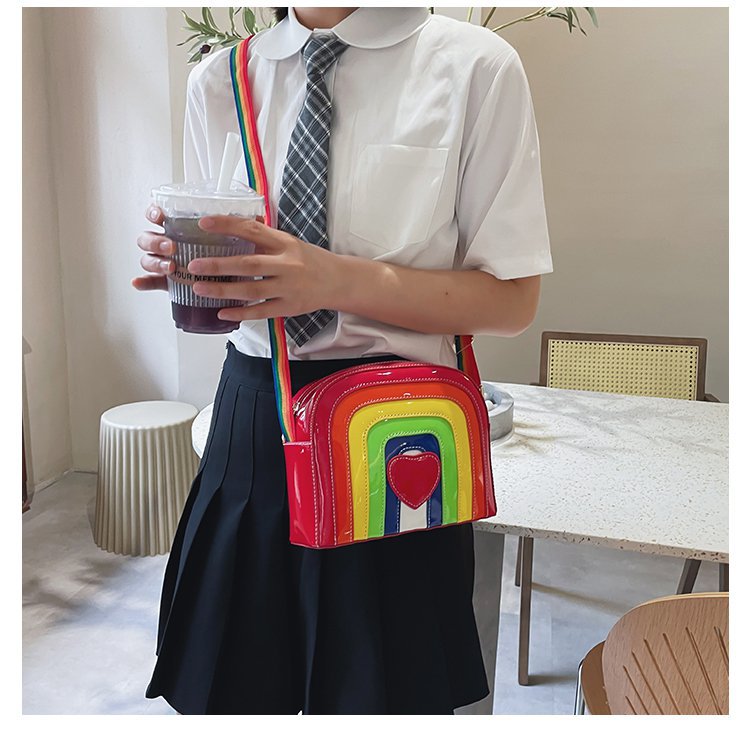 Wholesale Creative Hit Color Rainbow Heart Shape Messenger Bag Nihaojewelry display picture 16