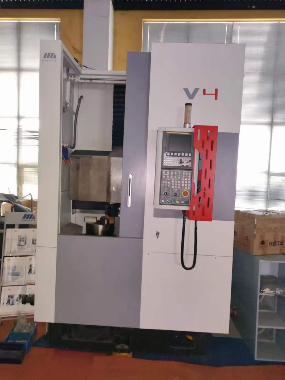 转让二手沈阳V4C数控立式车床回转直径600承重:350kg
