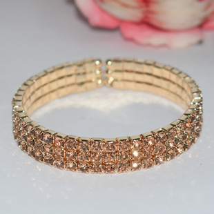 ins�W�tŮ�߼����s3���Sɫˮ��_�����C�W���羳�r�аٴ��֭h���l