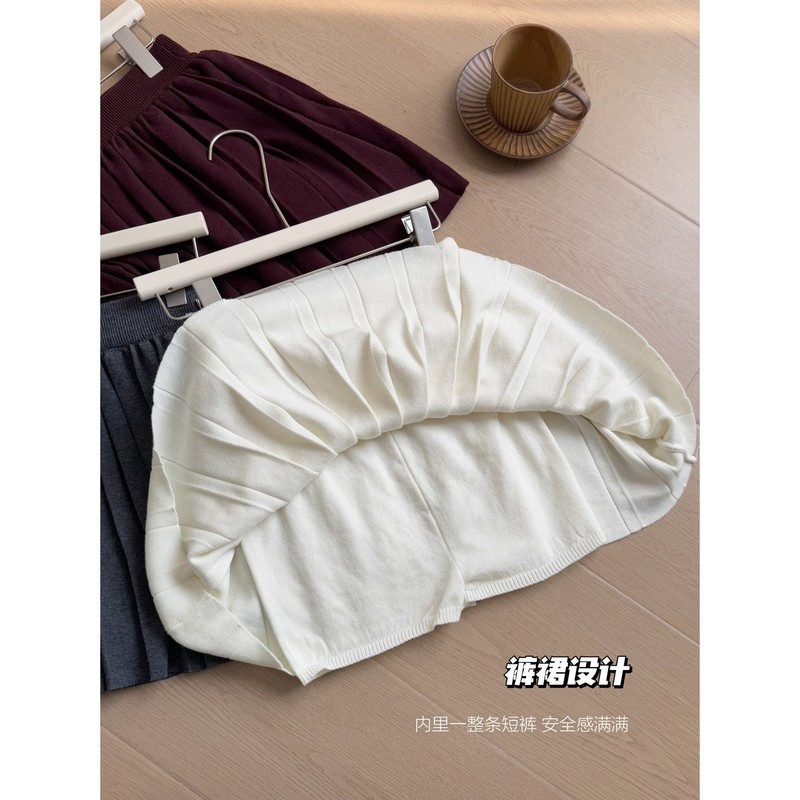 2025早秋新款韩版气质镂空无袖针织衫+百褶短裙+针织开衫三件套女|undefined