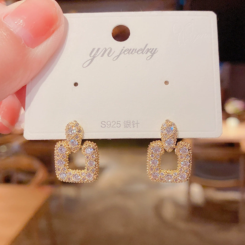 Серьги из серебра 925, европейский стиль, простые элегантные модели, лёгкие гвоздики и подвесы