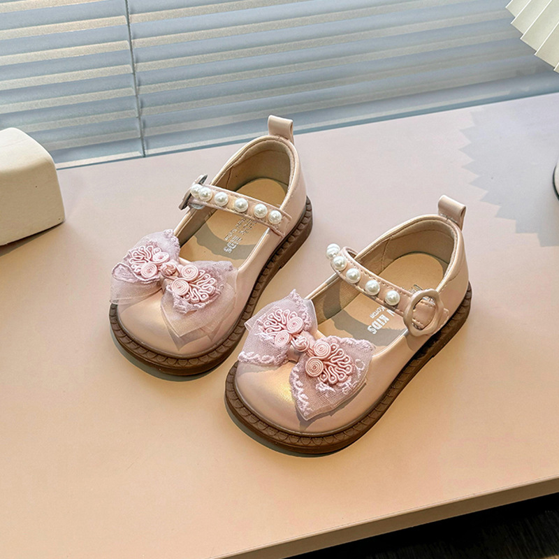 Zapatos de princesa para niñas 2024 nuevo estilo primavera y otoño moda zapatos de cuero para niños zapatos de princesa para niños zapatos individuales con lazo para niñas marea