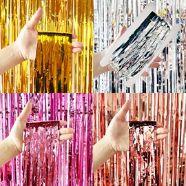 场地布置道具;拉花、彩带;圣诞装饰品