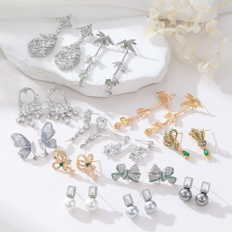Earrings from pearl