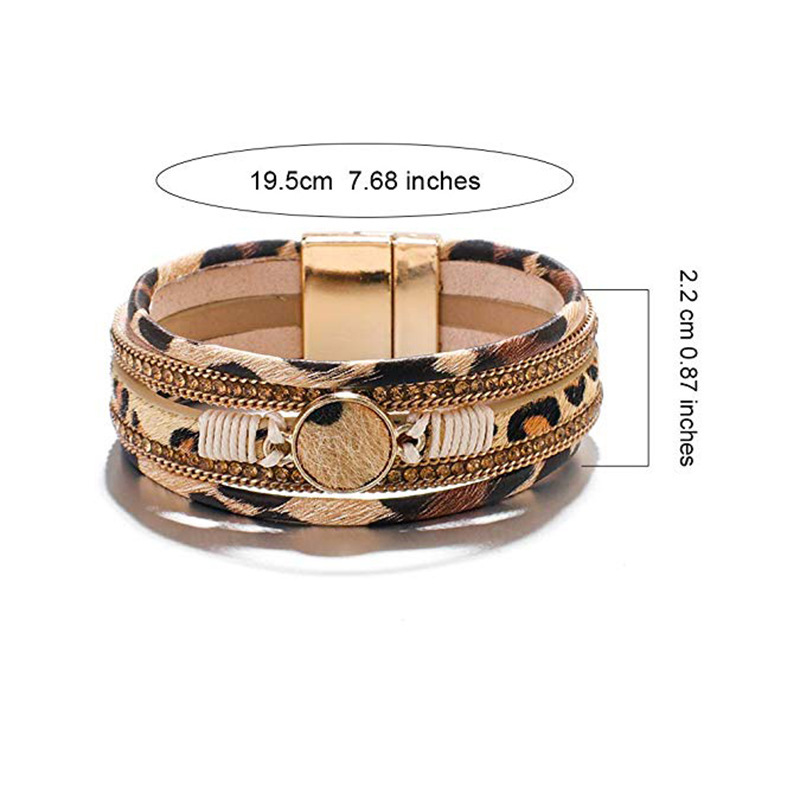 Pulsera con estampado de leopardo y cierre magnético de moda_voghion.com