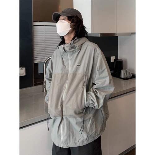 Retro Style Hooded Sun Protective Jacket for Spring and Autumn Outdoor Sports Waterproof Casual Athletic Jacket