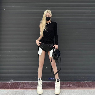 �����Qб���OӋ���L�� T ��Ů ����΢͸С��Ť�Y�����@����������
