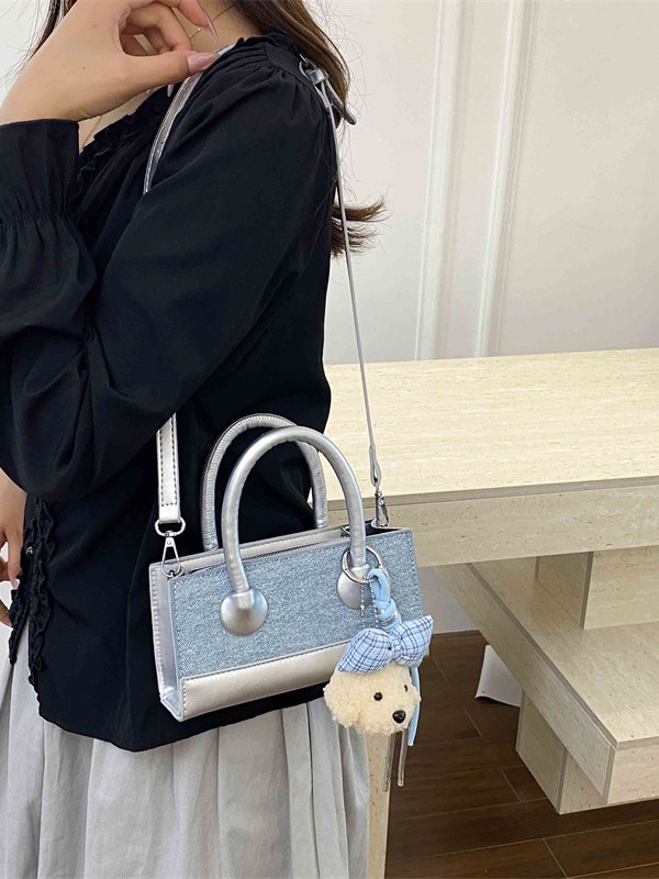 Bolso de mano de alta sensación para mujeres 2026 nuevo color de moda bolso de empalme pequeño bolso de hombro de lujo pequeño bolso image 5