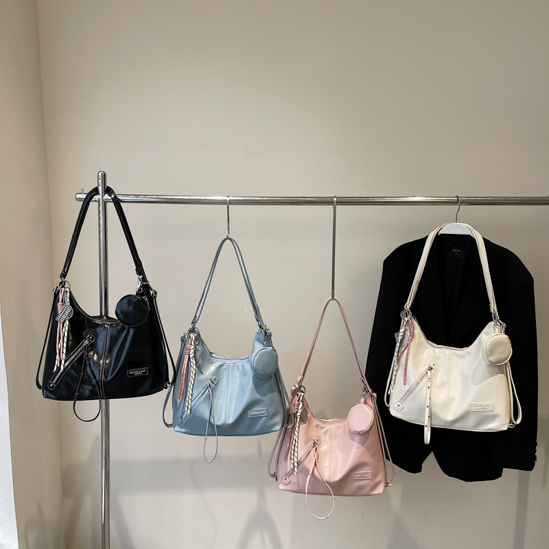 Bolsos estilo coreano bolso de axila de viento perezoso 2025 nuevo bolso de alta capacidad bolso de hombro ancho bolso casual de un solo hombro