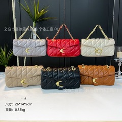 新しい女性カバンのカバンはquiltied Tabby26菱格の酒の神のチェーンのショルダーバッグのファッションの脇の斜めのショルダーのカバンです。