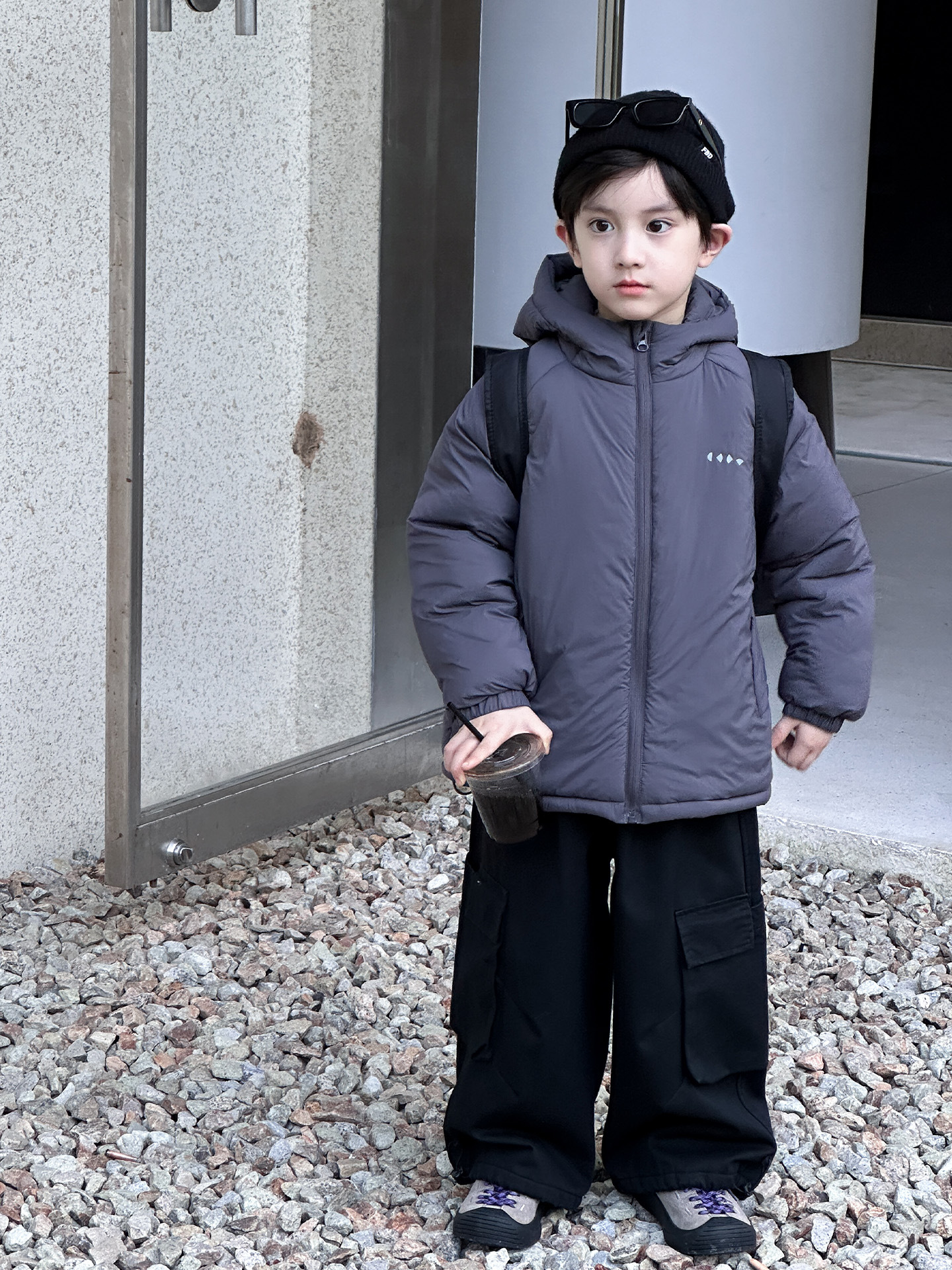 McCarthy ropa infantil de algodón para niños 2025 invierno nuevo estilo coreano de moda para niños de tamaño medio y grande abrigo de algodón caliente