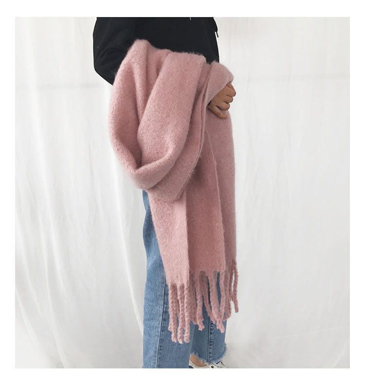 Women's Fashion Solid Color Polyester Tassel Winter Scarves display picture 14