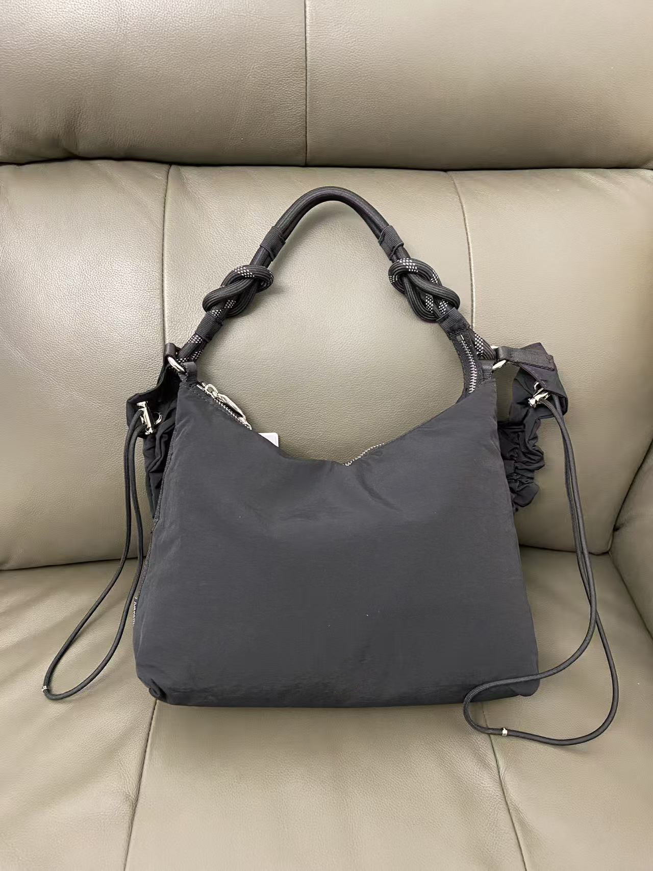 LU Convertible 1.5L 6.5L 16L Large Capacity Hobo Bag Pleated Cloud Crossbody Underarm Bag