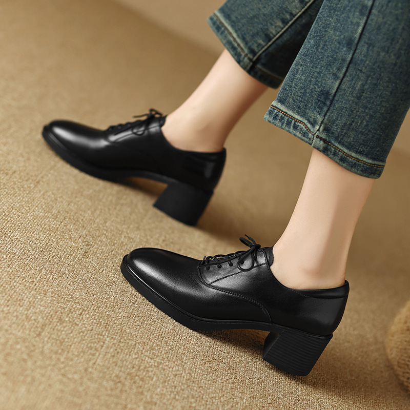 New Style Women's Casual Shoes, Soft Leather, Medium Thick Heel, Large Size Women's Leather Shoes, Business Formal Wear, Hotel Lace-Up Square-Toe Women's Shoes New Style Women's Casual Shoes, Soft Leather, Medium Thick Heel, Large Size Women's Leather Shoes, Business Formal Wear, Hotel Lace-Up Square-Toe Women's Shoes
