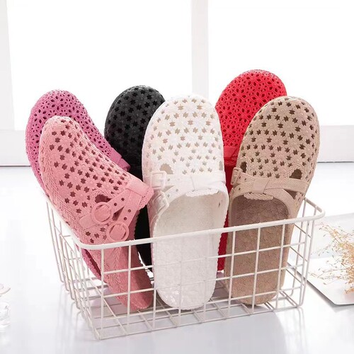 Women's summer exterior wear 2024 new sandals, anti-slip and deodorant beach, pregnant women's baotou, hole shoes, slippers, women