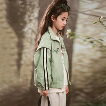 春秋装女童外套2025秋季新款中大儿童时髦洋气休闲连帽拼色冲锋衣