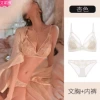 Set, champagne color